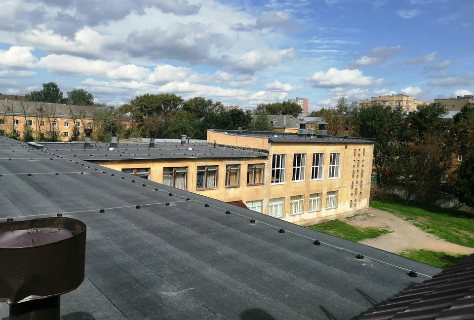 Benyon Primary School - Roof Replacement - Munday and Cramer