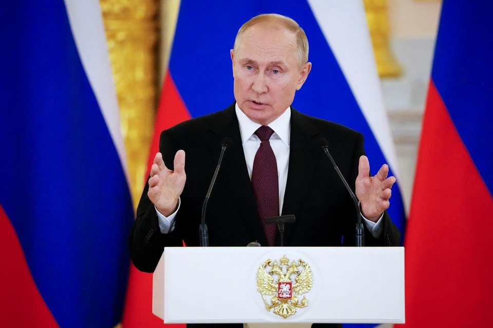Владимир Путин призвал предусмотреть ресурсы на обновление отделений "Почты России" в регионах