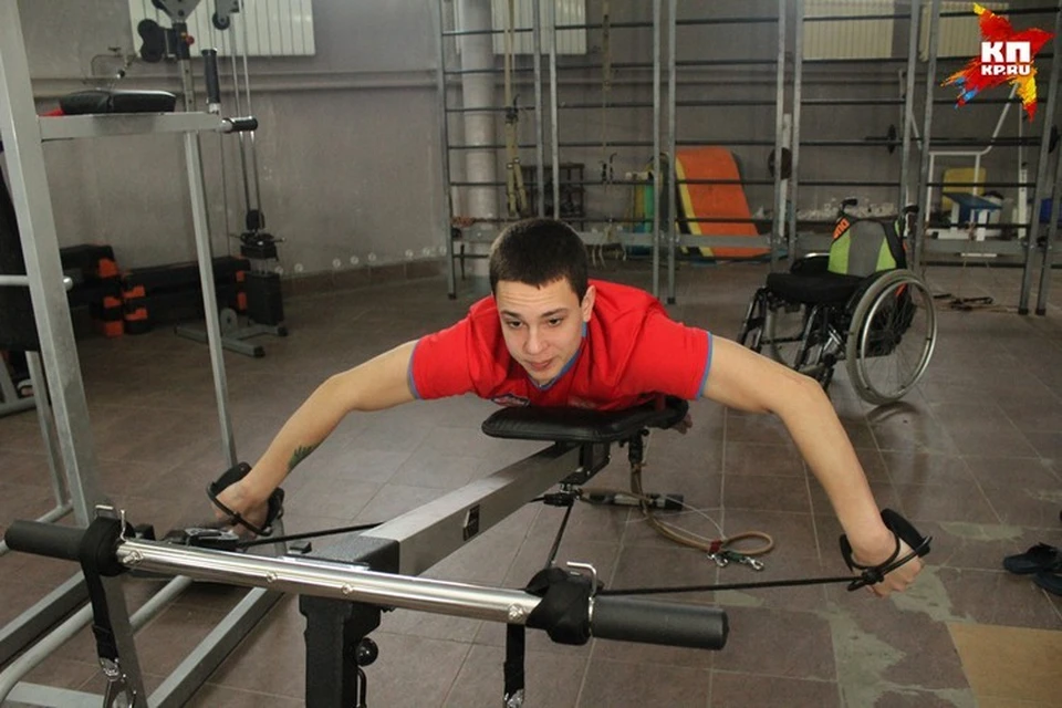 Роман Жданов тренируется в Бийске