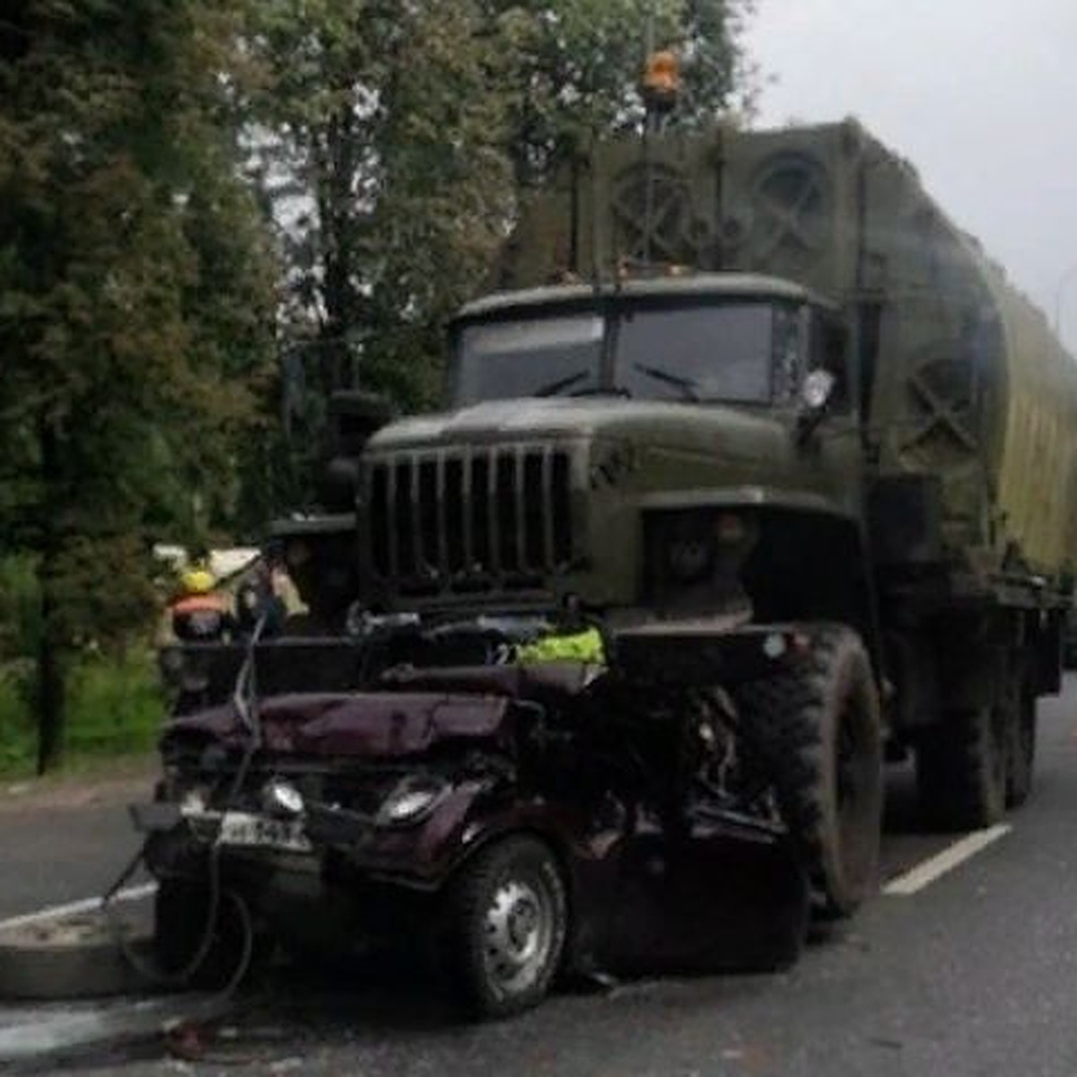 Урал» смял две машины: военного признали виновным в ДТП с двумя погибшими -  KP.RU