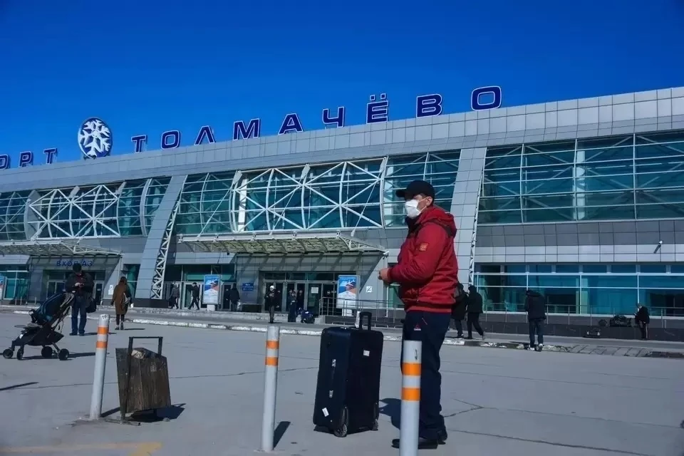 В Новосибирске аэропорт «Толмачево» эвакуировали из-за муляжа гранаты.