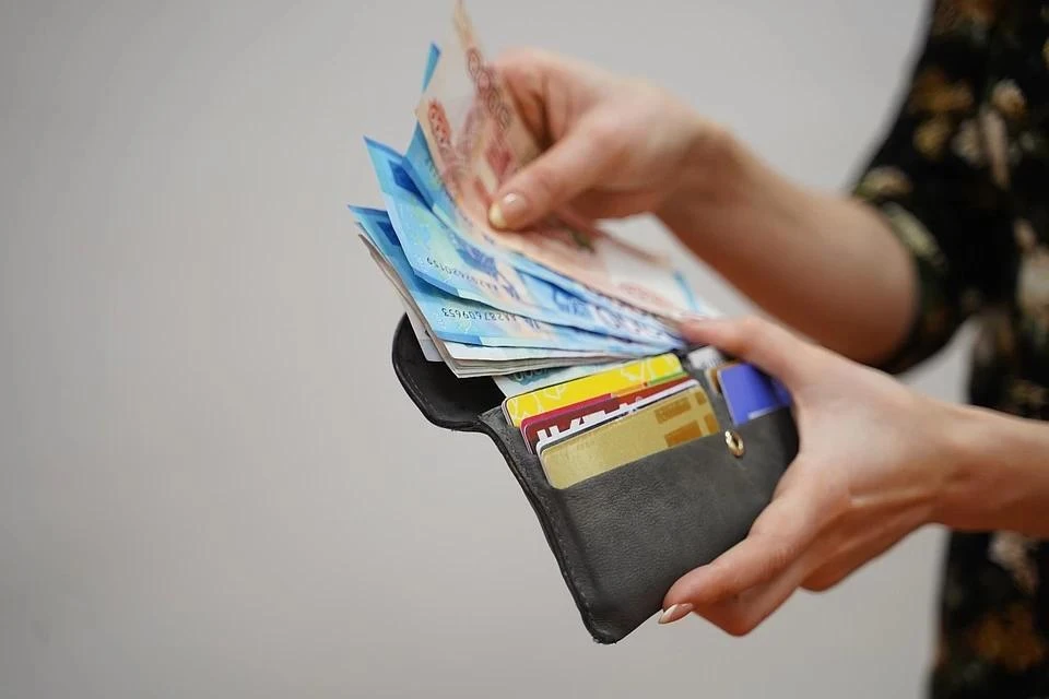Минтруд намерен смягчить правила для получения соцвыплат