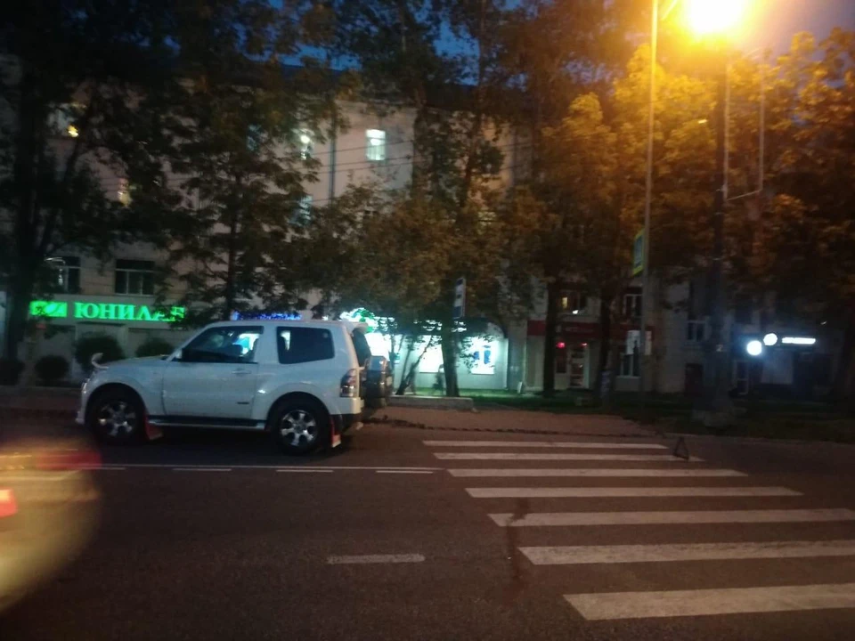 Иномарка сбила подростка на «зебре» в Хабаровске