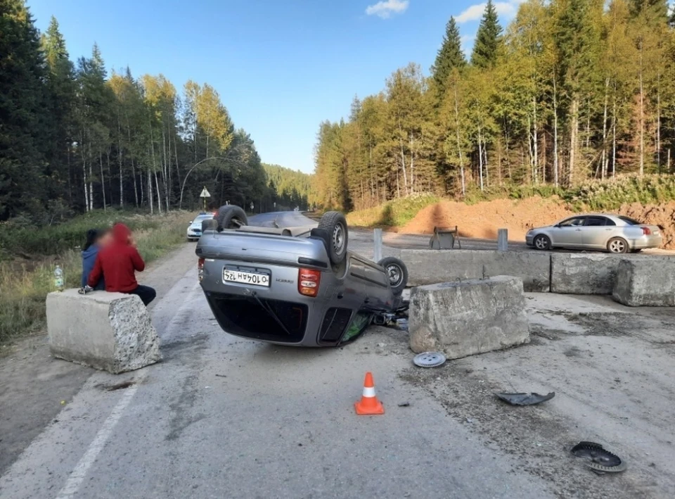 В Красноярском крае на трассе в ДТП из-за пьяного водителя пострадали три человека. Фото: ГИБДД Красноярского края