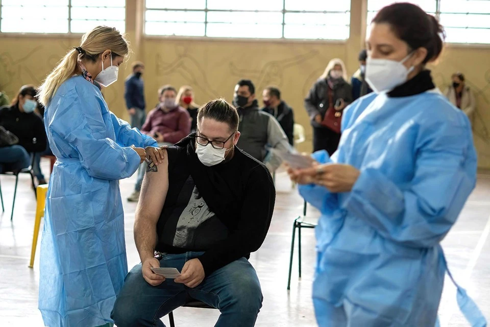 РФПИ надеется на взаимное признание российских и зарубежных вакцин в 2021 году