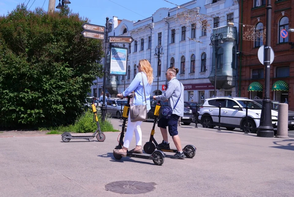 Без осадков со слабым юго-восточным 3-8 метров в секунду ветром.