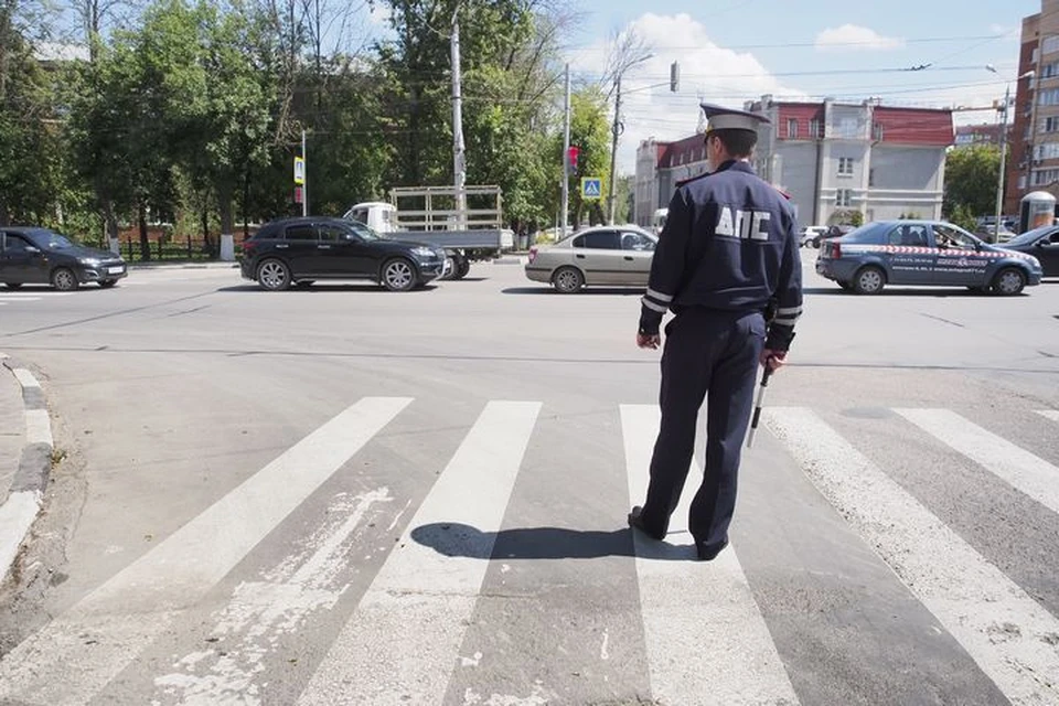 Мужчина, переходивший дорогу, имел признаки алкогольного опьянения