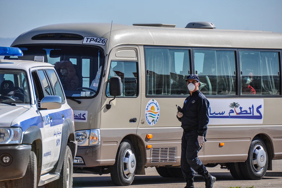 В Алжире 18 человек погибли в результате столкновения грузовика с автобусом