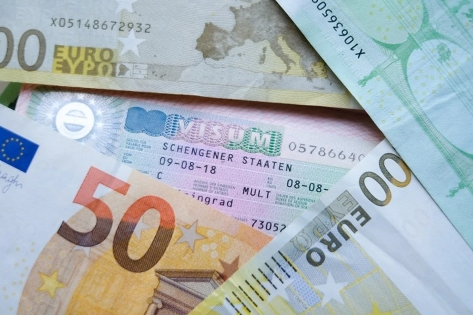 Экономист оценил падение евро ниже 86 рублей впервые с июня 2021 года