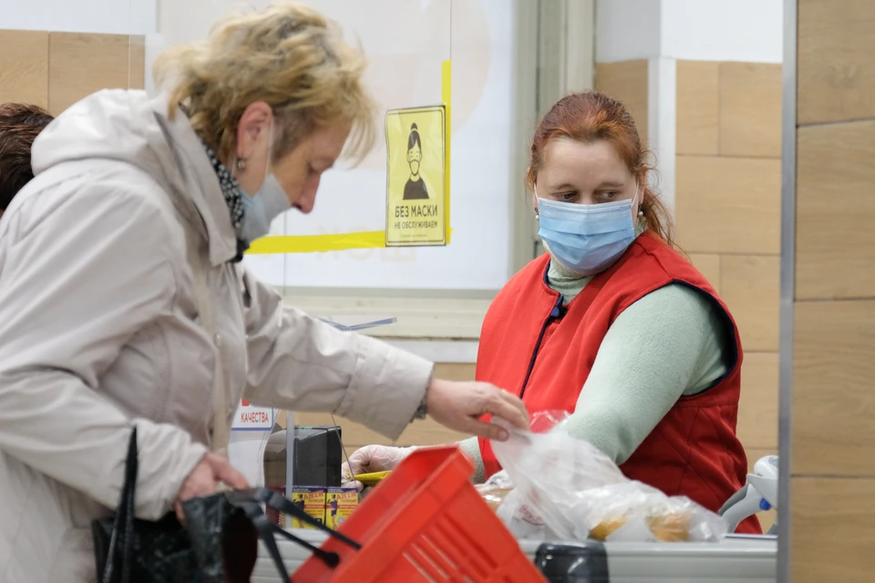 Более 800 человек заболели коронавирусом в Петербурге 14 сентября