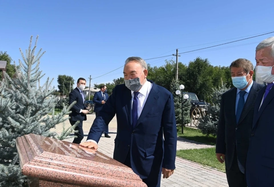 Назарбаев посетил культурные объекты Жамбылской области