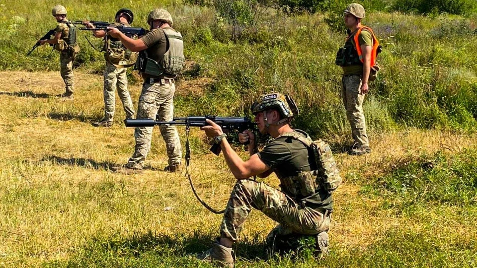 Украинские военные обстреляли Донецк и Ленинское. Фото: штаб ООС