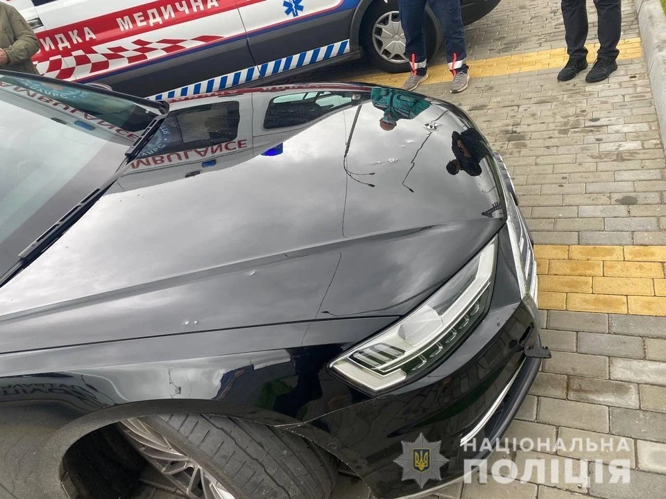 Глава МВД Украины: водитель помощника Зеленского выехал из зоны обстрела, что спасло жизни. Фото: полиция Украины