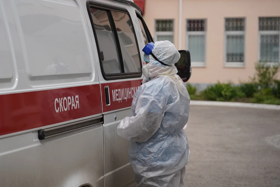 Врачи "скорой" уже работают на износ.