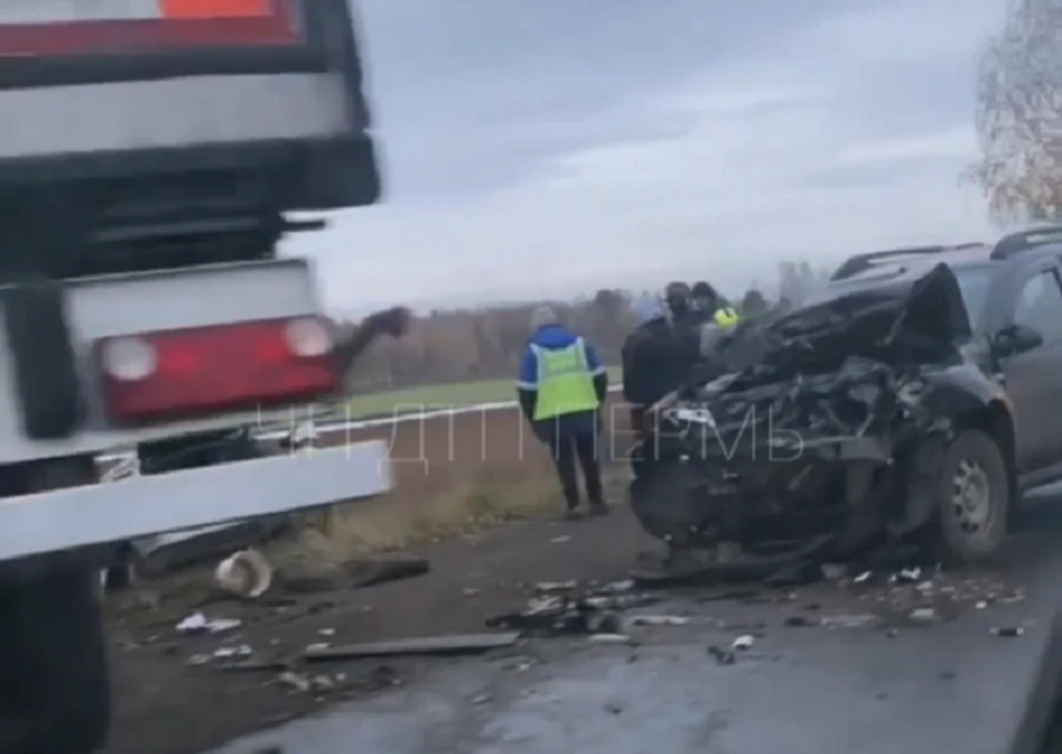 Водитель "Тигуана" погиб на месте.