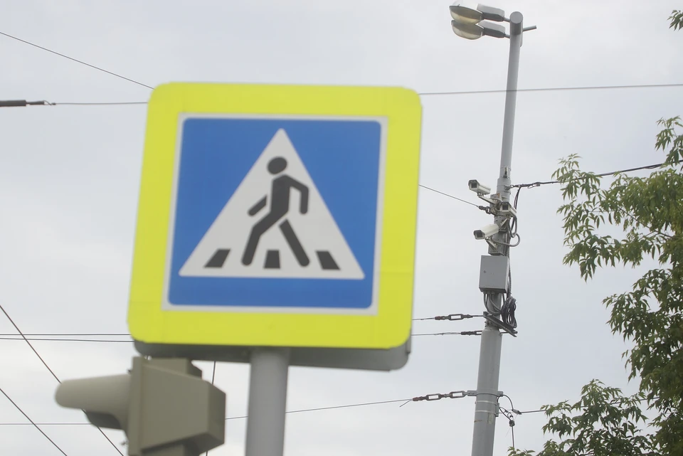 В конце недели горожане смогут переходить перекресток Ленина-Пушкина по пешеходному переходу