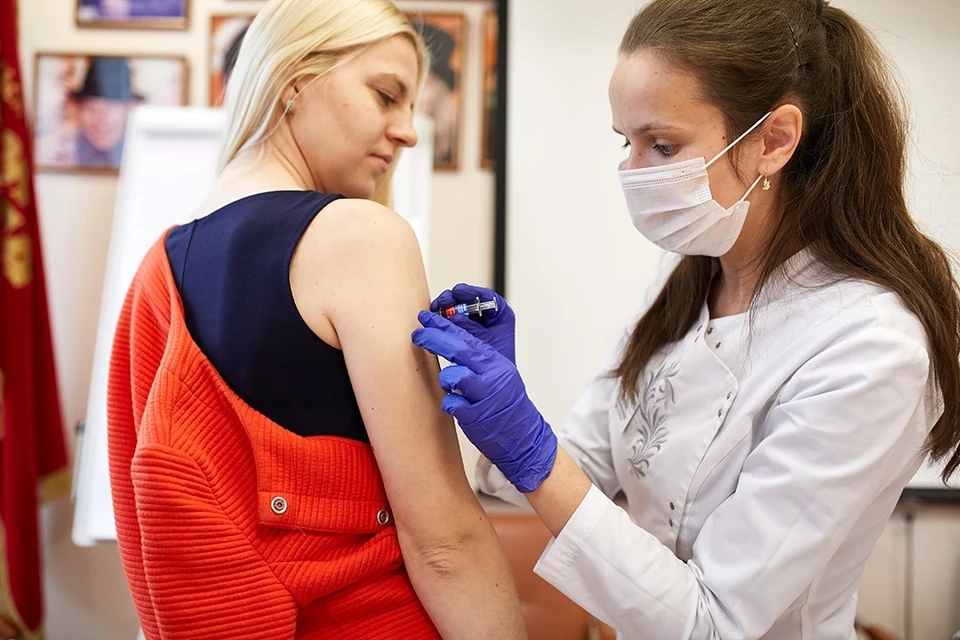 Министр здравоохранения РФ назвал ключевой момент взаимного признания сертификатов о вакцинации.