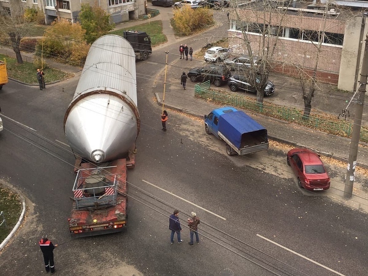 Нижегородцы приняли оборудование для дзержинского предприятия за Тополь-М -  KP.RU