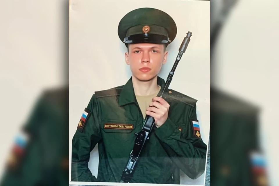 5 октября 2021 года в военном госпитале Североморска умер 20-летний Егор Воронкин, который в июне был призван на срочную службу в 200 отдельную мотострелковую бригаду в п. Печенга Мурманской области. Фото: Личный архив