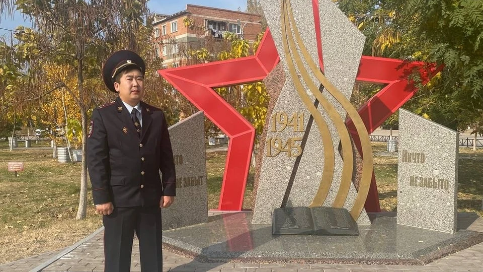 Онлайн-голосование пройдет с 1 по 10 ноября текущего года на официальном сайте «Комсомольская правда». Астраханцы, поддержим земляка!