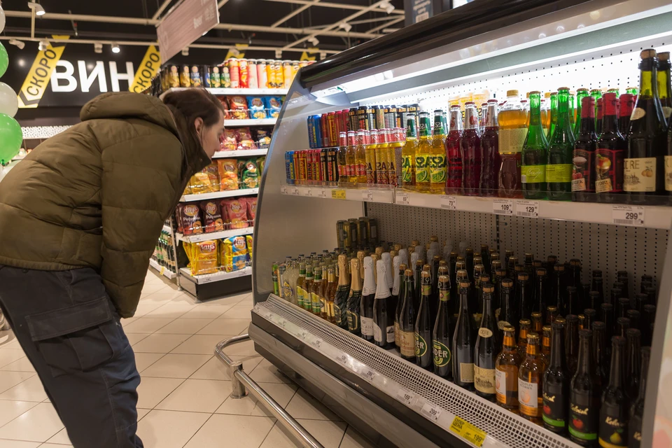 Что известно о продаже алкоголя в нерабочие дни в Санкт-Петербурге с 30 октября по 7 ноября 2021 года.