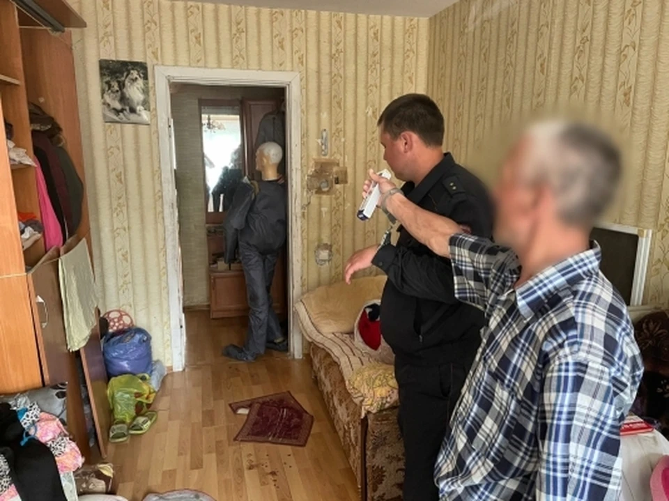 Мужчина преследовал жену с ножом Фото: СУ СК РФ по Тверской области