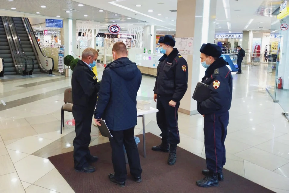 Рейды проходят в Барнауле.