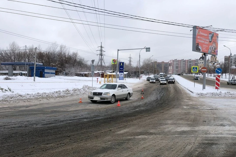 В Калининском районе, подросток пострадал под колесами иномарки. Фото: Госавтоинспекция по Новосибирску