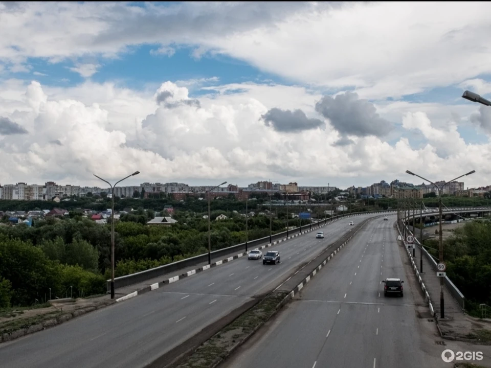 Грузовикам по мосту придётся ездить медленнее. Фото: 2ГИС