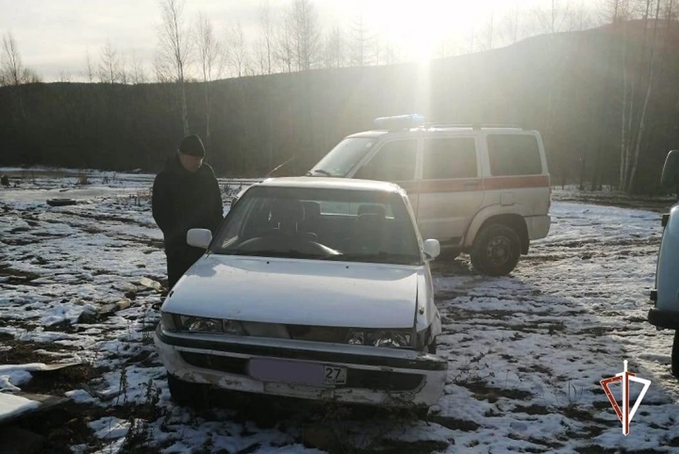 Брошенный автомобиль со следами взлома был обнаружен в лесополосе Фото: Росгвардия