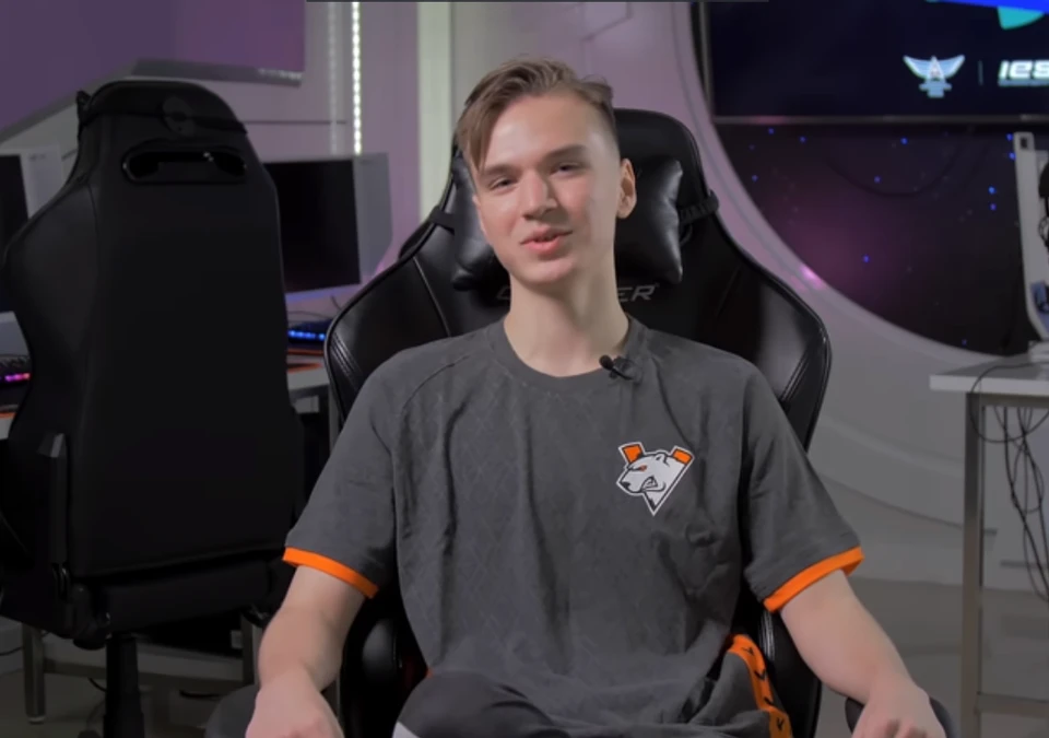 Фото: принтскрин видео, Virtus.Pro