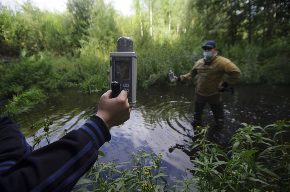 Выбросы от завода находили в воздухе и воде.