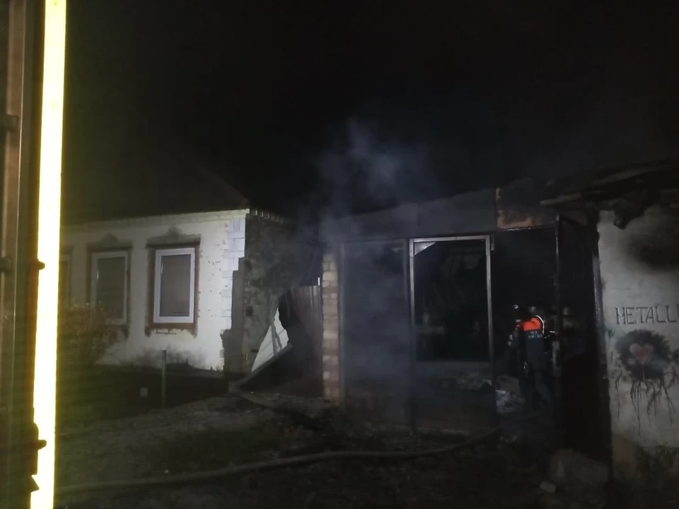 Жилой дом сгорел в Орле, погибла женщина