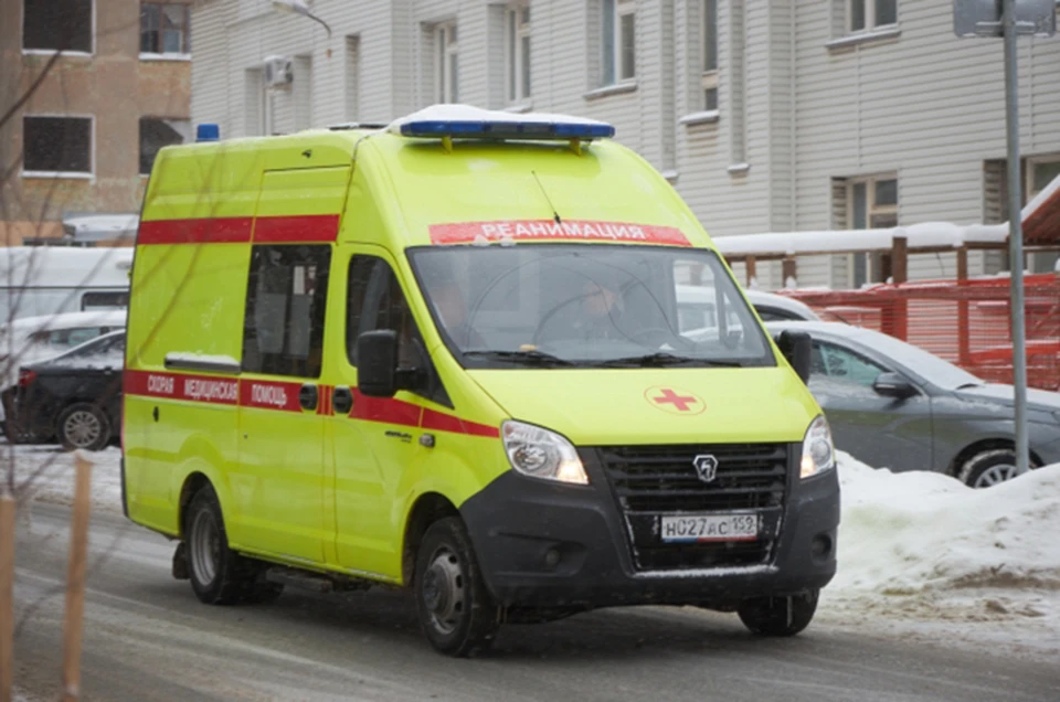 Отвергнутый нижегородец попытался свести счеты с жизнью под окнами возлюбленной.