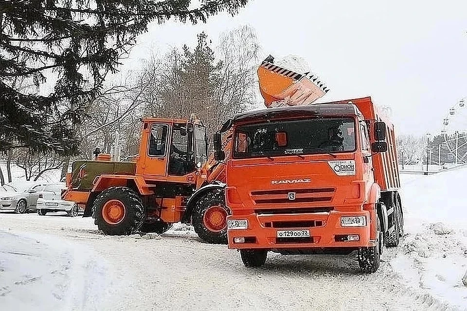 Новосибирск закупил 23 машины для уборки снега.