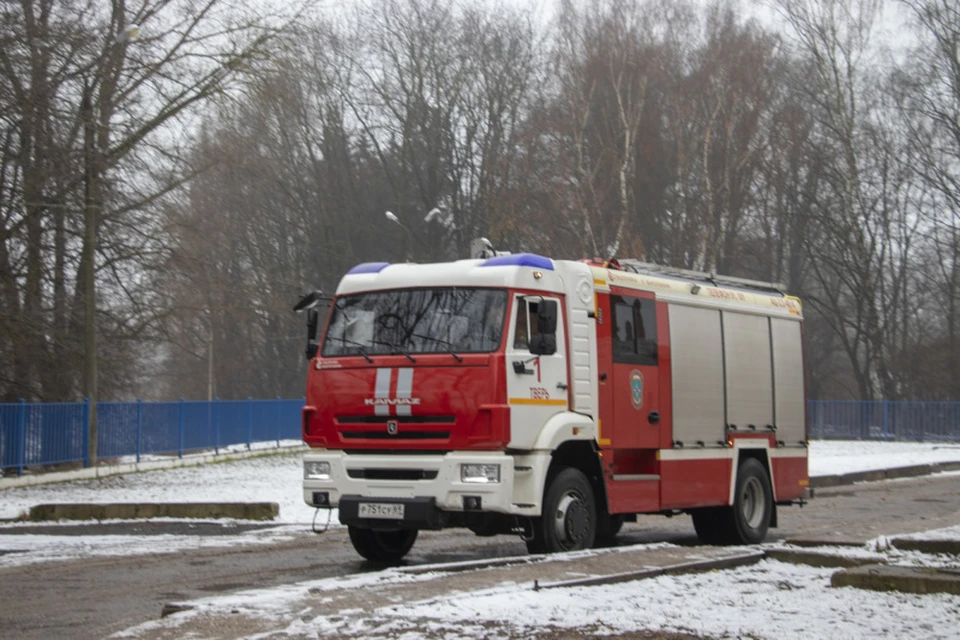 Спасатели работают на месте происшествия Фото: ГУ МЧС России по Тверской области