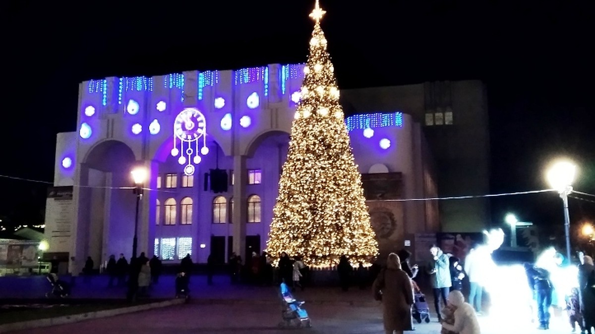 театральная площадь курск сегодня