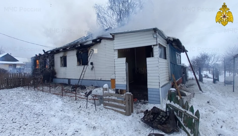 Ликвидация пожара в Перемышльском районе, деревня Погореловка.