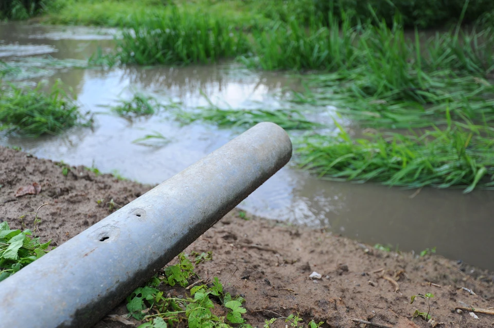 В Кемерове организация попала под статью за загрязнение водоема.