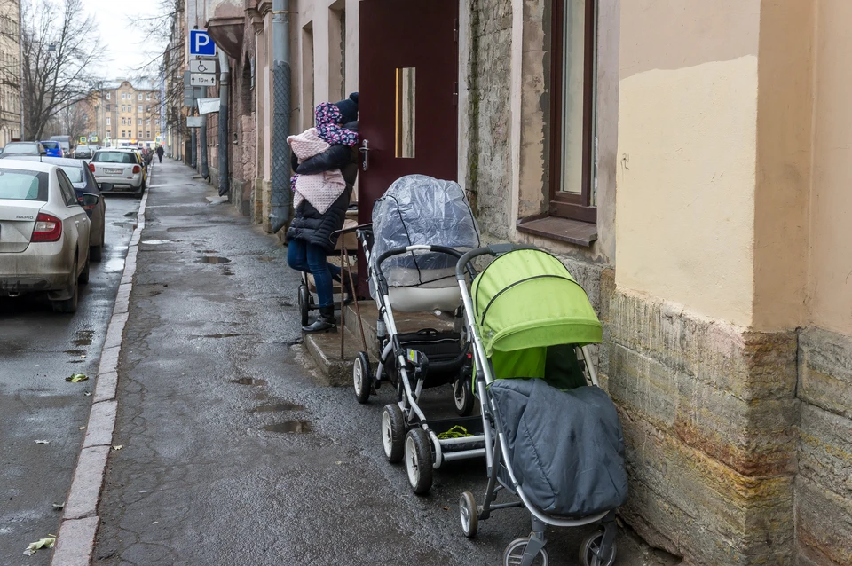 Жительница Ленобласти дала объявление о продаже ребенка.