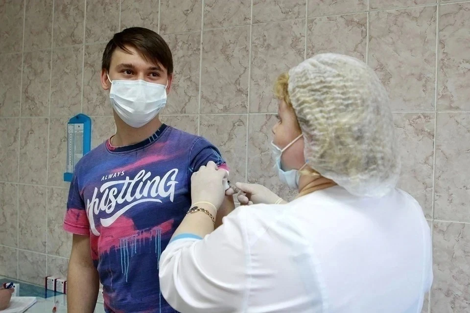 В России среди вакцинированных коронавирусом заболевают 3,9%