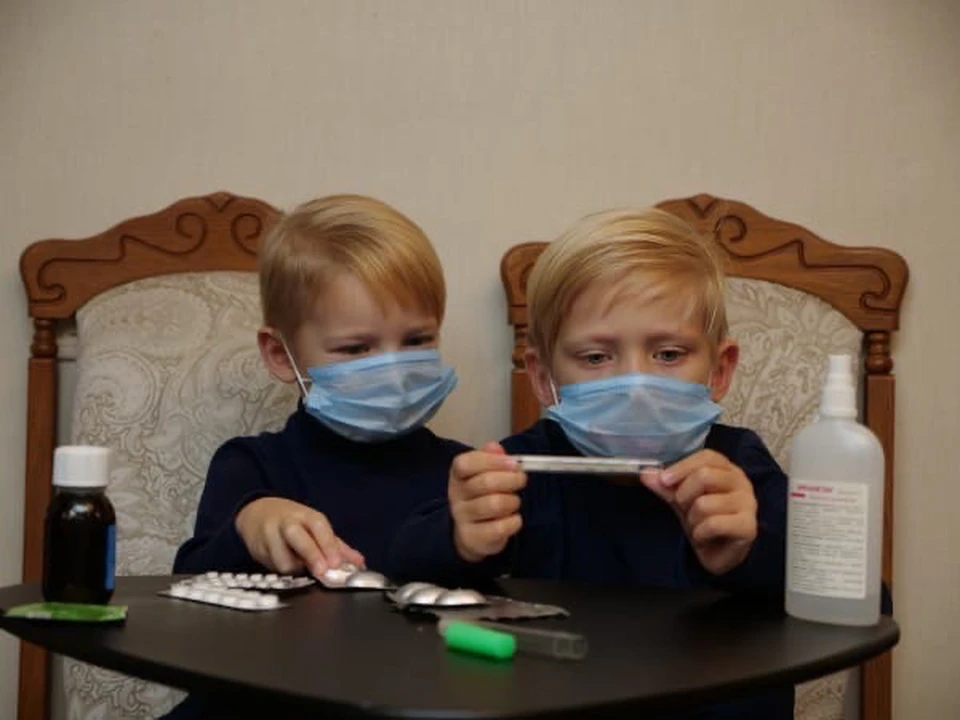 В Смоленской области сдача ПЦР-тестов от детей не требуется.
