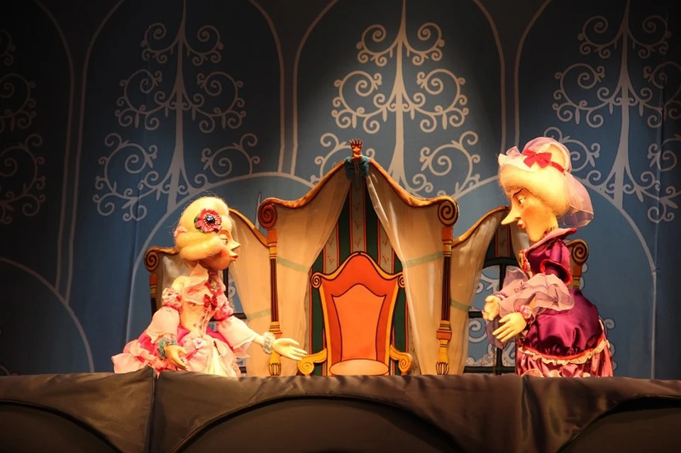 Театр кукол Кузбасса приглашает юных зрителей на волшебную новогоднюю программу. Фото: театр кукол Кузбасса.