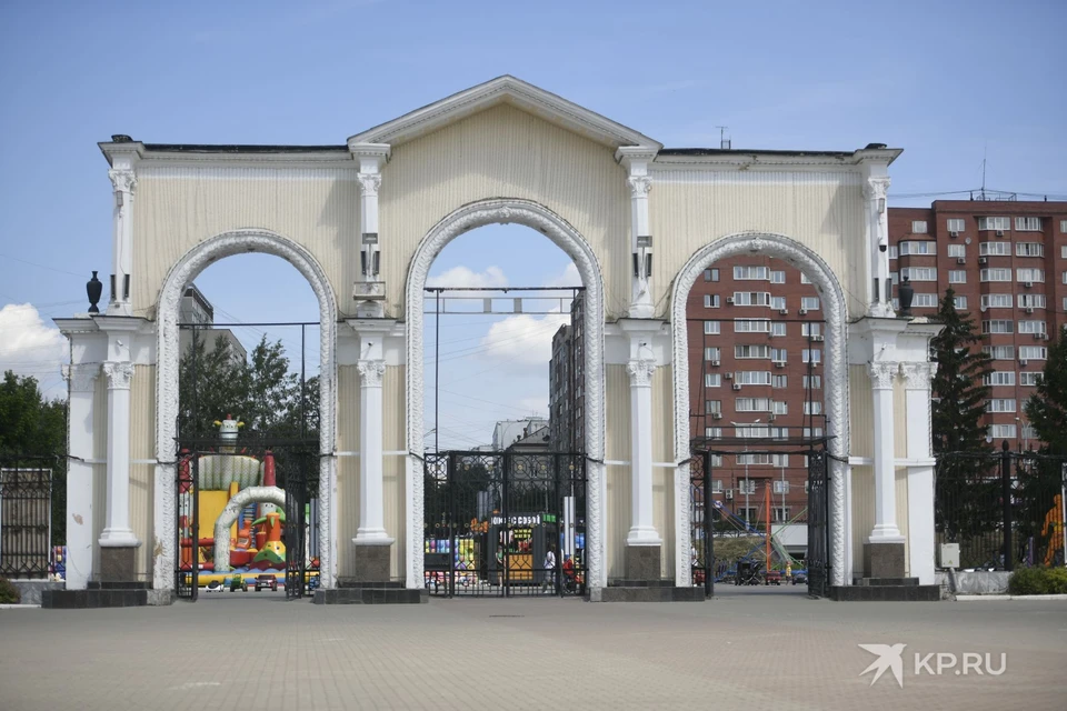 Тренажеры в открытом спортзале планируют заменить на новые.