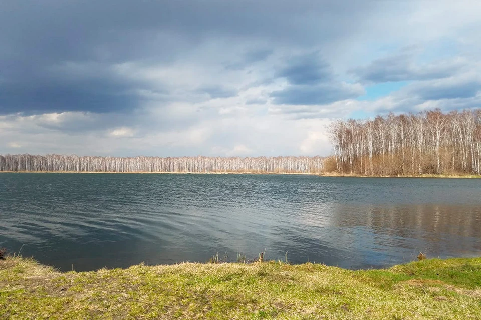 Это красивое чистое озеро - отработанный карьер. Фото предоставлено ООО «Карьер Приморский»