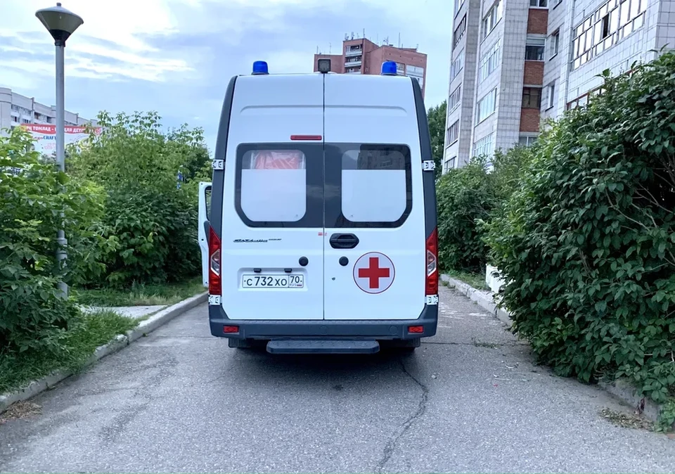 В результате ДТП на ул. Балтийской, которое случилось в пятницу, 24 декабря, 1 человек был экстренно госпитализирован в реанимационное отделение ТОКБ в крайне тяжелом состоянии.