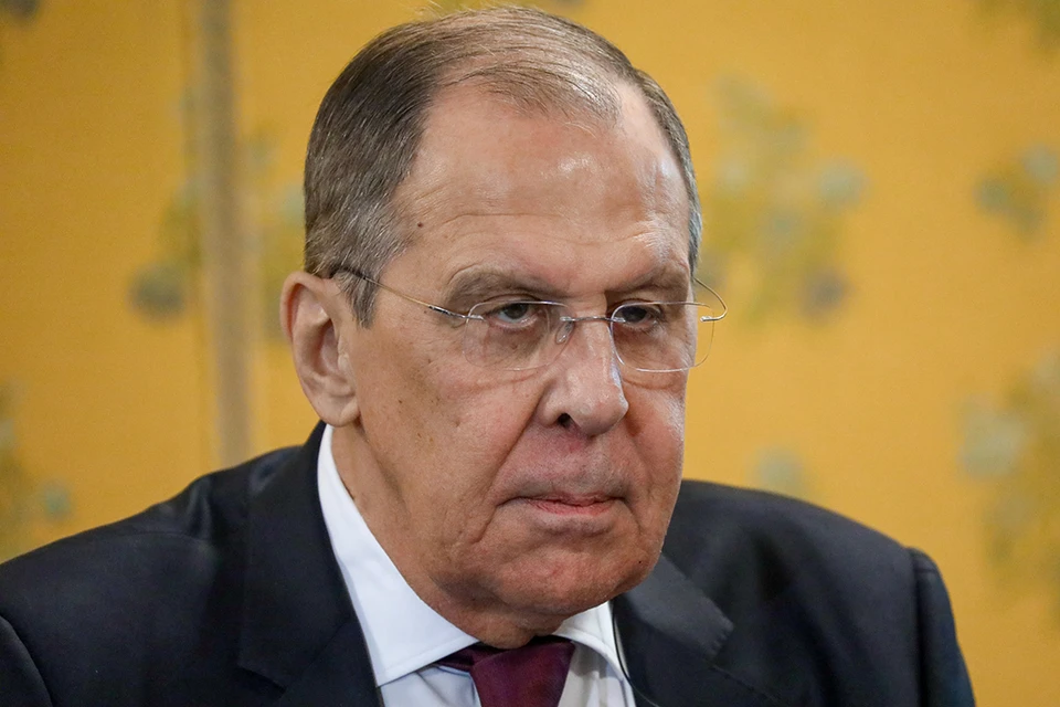 Лавров назвал фантастическим сценарий с введением "новых небывалых санкций" в отношении России.