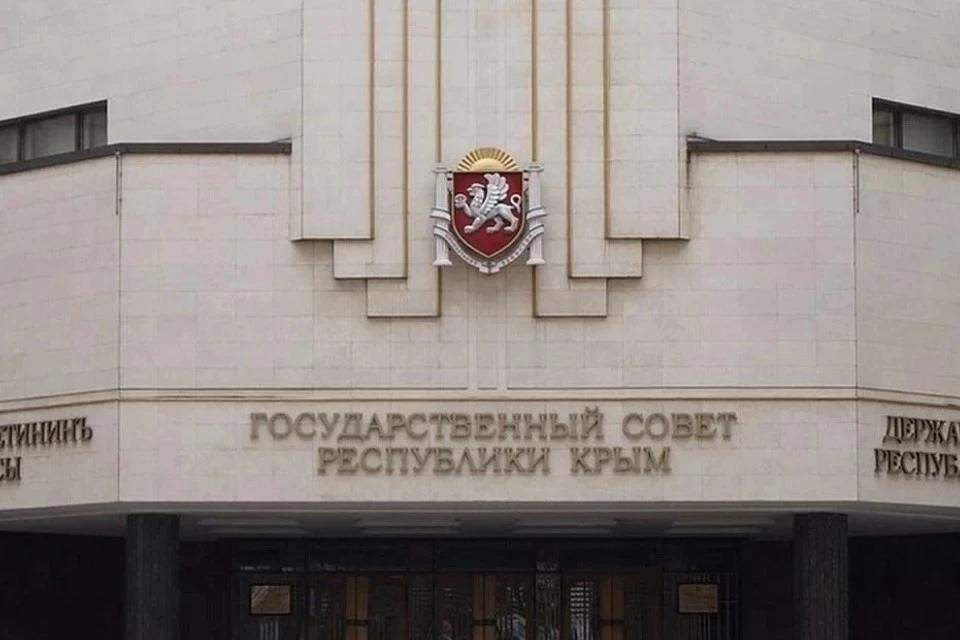 Несмотря на санкции, полуостров развивается и преображается