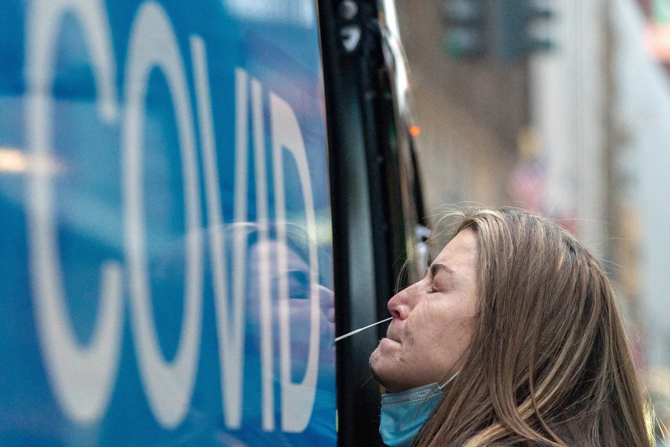 Тестирование на коронавирус на улицах Нью-Йорка, США.