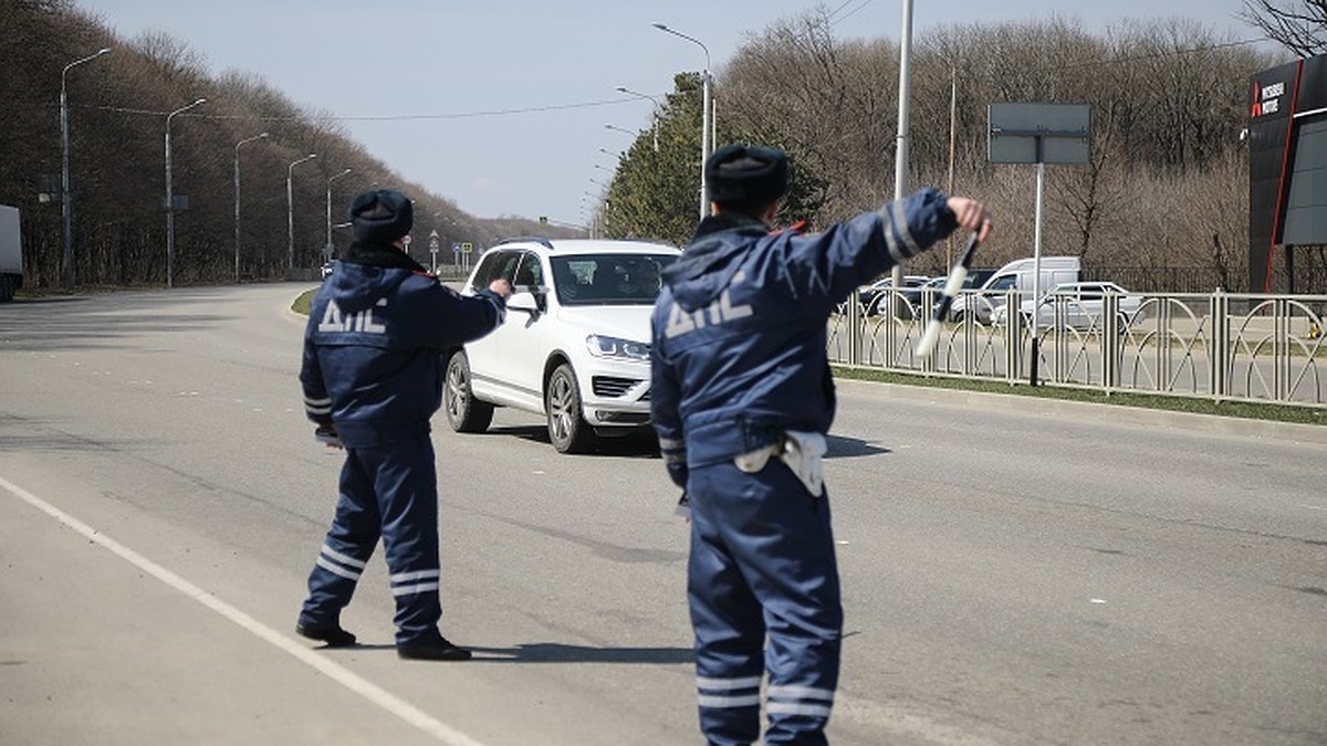 В Дагестане две 17-летние девушки разбили угнанную машину - KP.RU